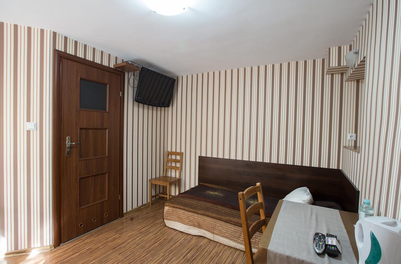 Villa Ventana Poznan City Free Parking Sniadanie W Cenie エクステリア 写真