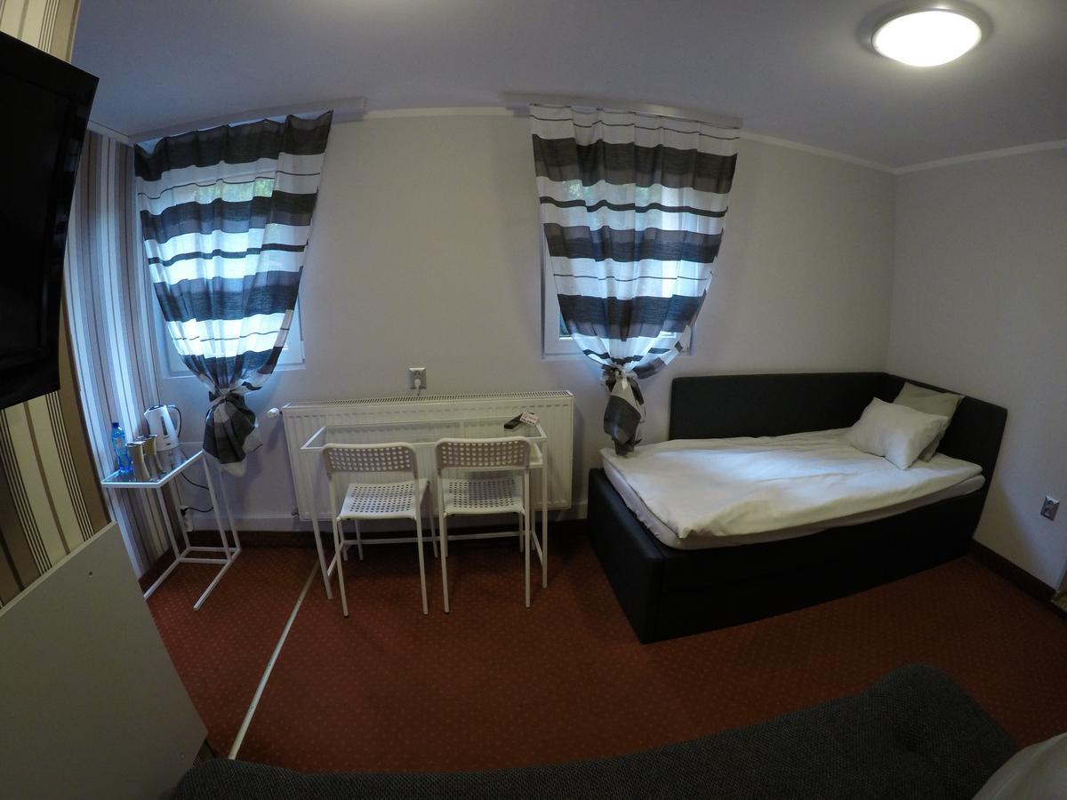 Villa Ventana Poznan City Free Parking Sniadanie W Cenie エクステリア 写真