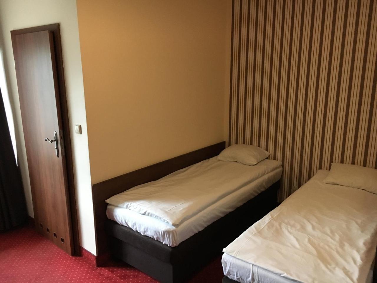 Villa Ventana Poznan City Free Parking Sniadanie W Cenie エクステリア 写真